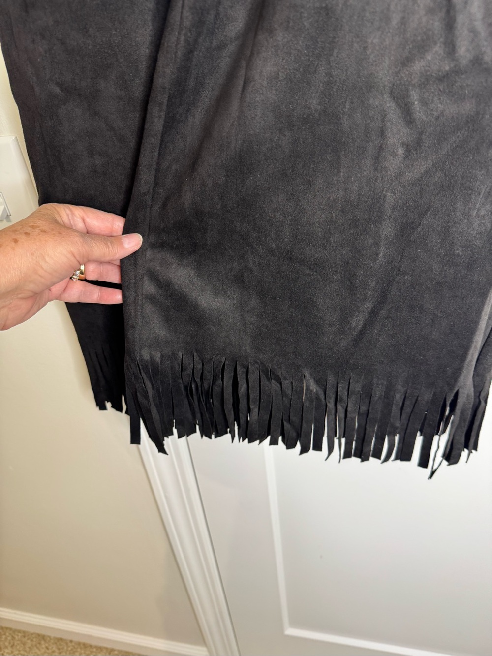 Umgee Faux Suede Wide Leg Pants w/Fringe Hem - Picture 2 of 6